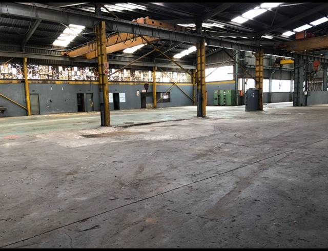 2,200M² WAREHOUSE FOR SALE IN DELVILLE